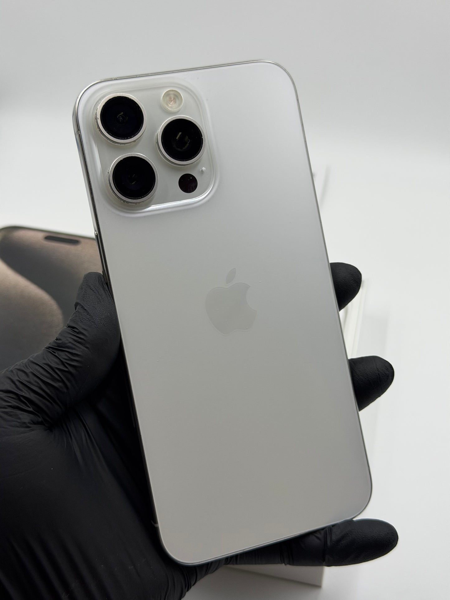 Apple iPhone 15 Pro Max